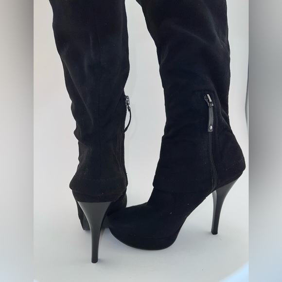 Guess by Marciano Black Sutera Over the Knee Suede Foldover Boots in Size 8 - Picture 5 of 6